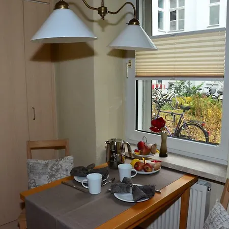 Zentral Gelegen - Stilvolles Appartment In Moabit Berlin Eksteriør billede