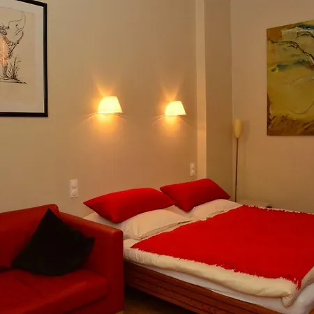 Zentral Gelegen - Stilvolles Appartment In Moabit Berlin Eksteriør billede