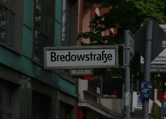 Zentral Gelegen - Stilvolles Appartment In Moabit